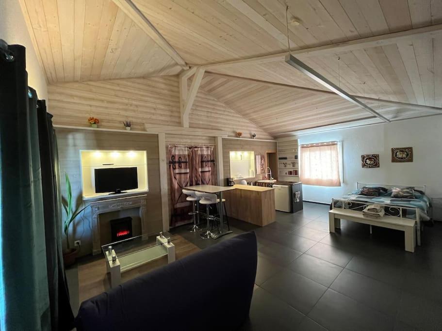 Ferienwohnung Loft Des Milans, Petit Nid Douillet Perche Sur La Campagne Ecublens  Exterior foto
