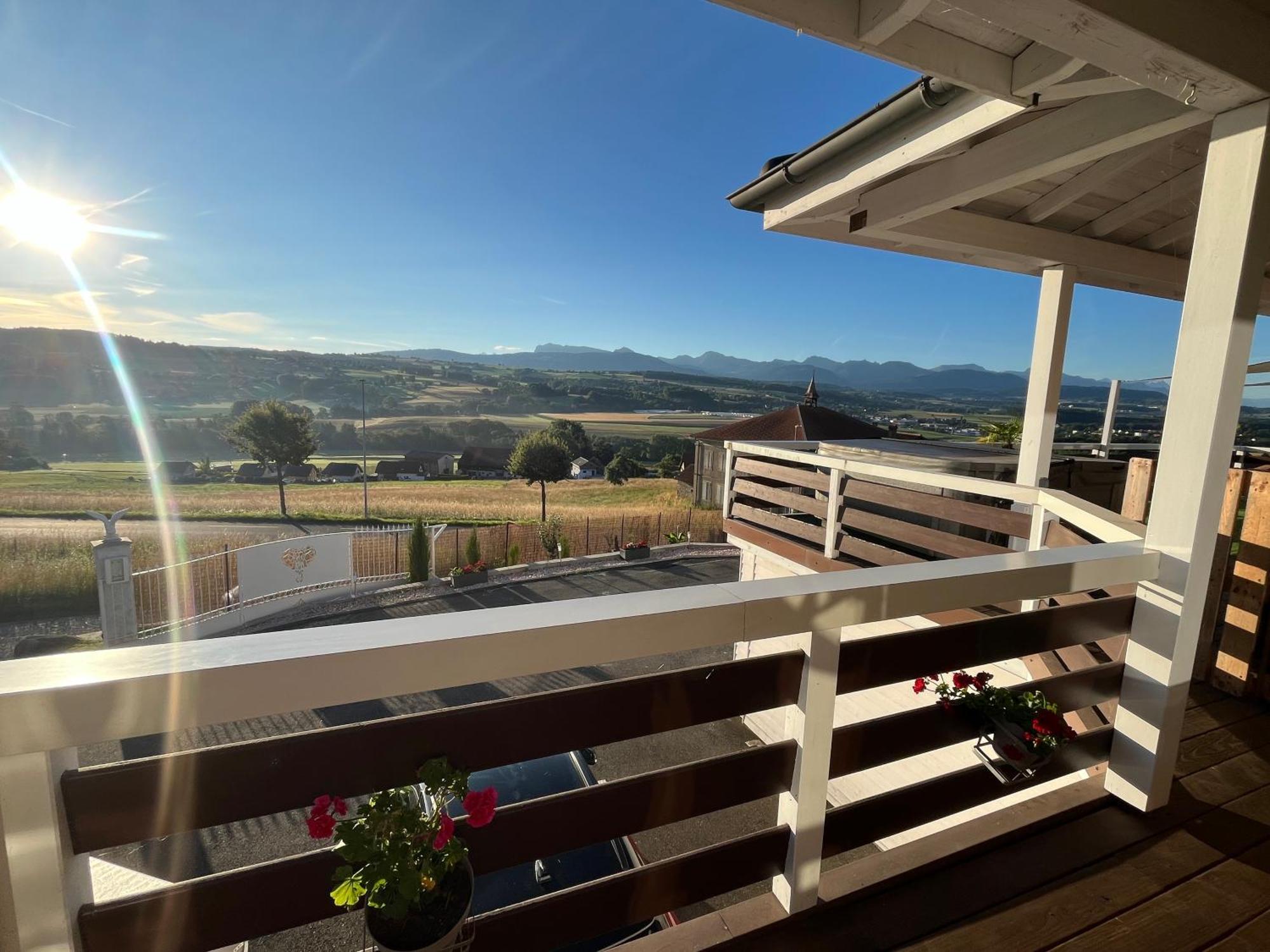 Ferienwohnung Loft Des Milans, Petit Nid Douillet Perche Sur La Campagne Ecublens  Exterior foto